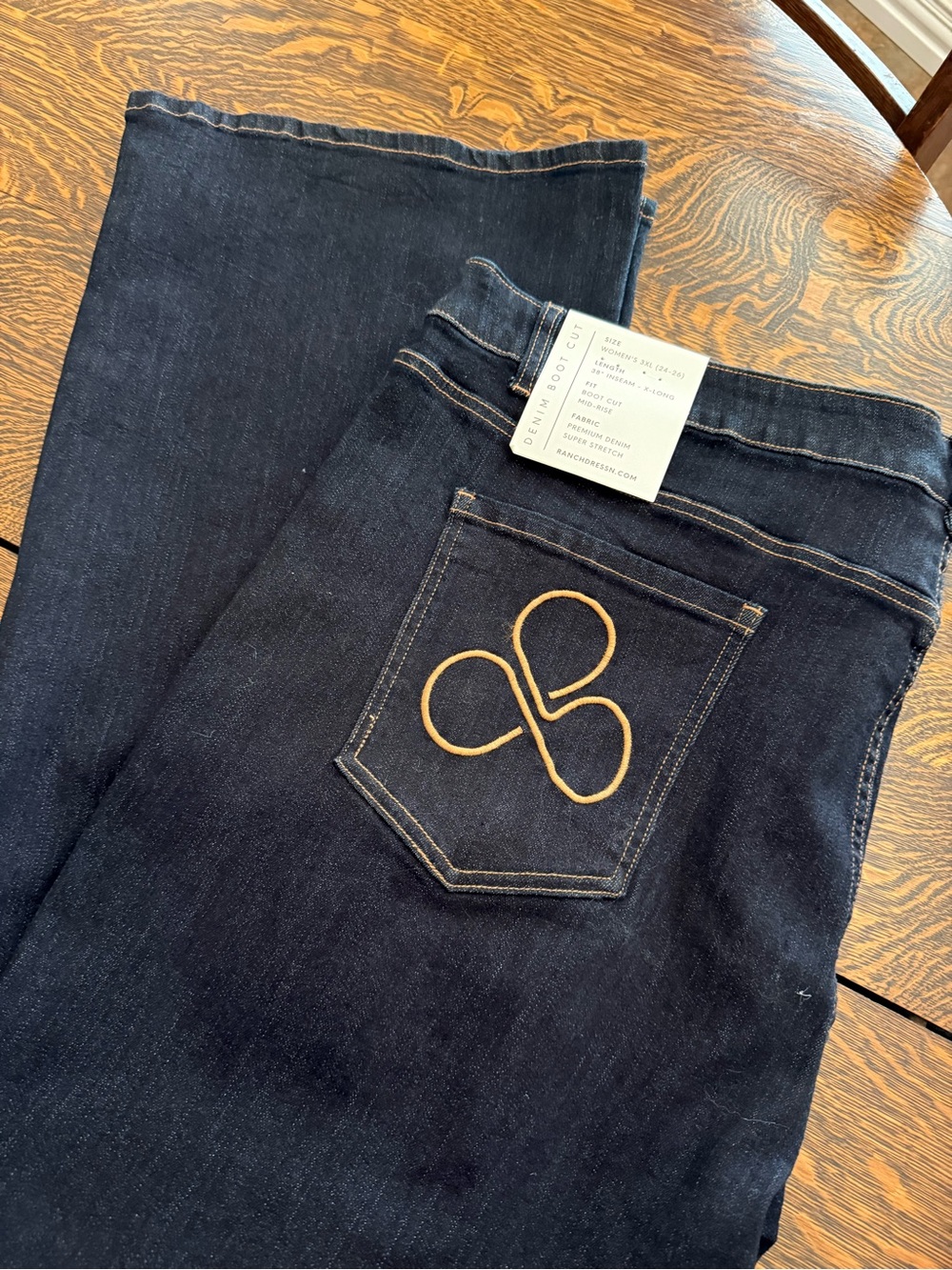 Ranch Dressn Boot Cut Barrel - NWT